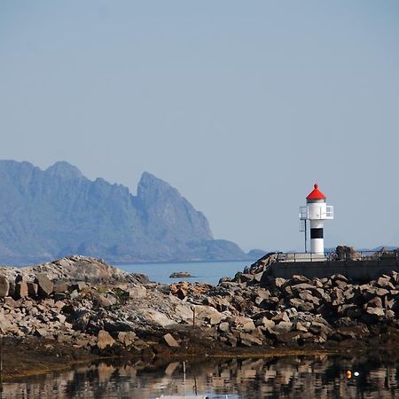 Kabelvag Rorbuer Vandrerhjem Bagian luar foto