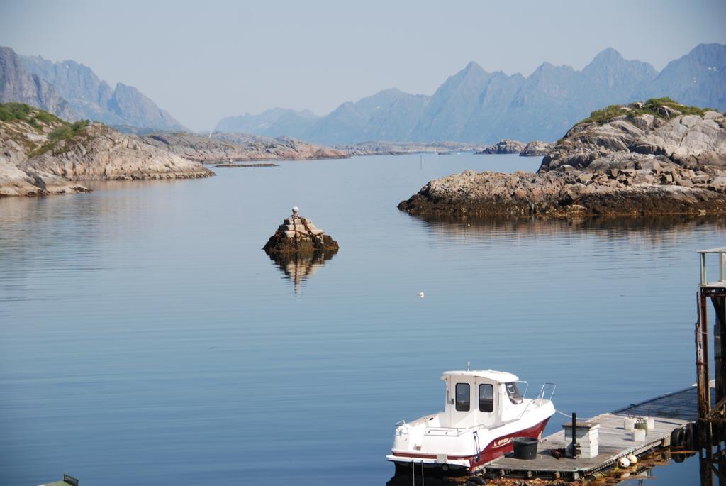 Kabelvag Rorbuer Vandrerhjem Bagian luar foto